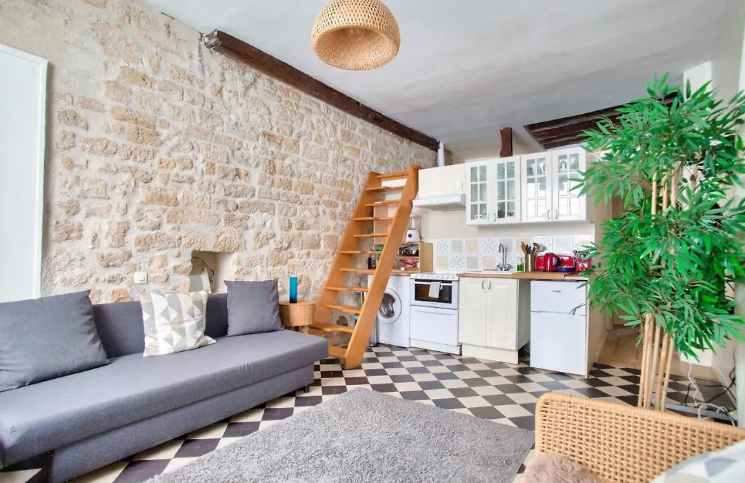 Cozy 1 Mezzanine & 1Bedroom Louvre Moulins Free Netflix-1